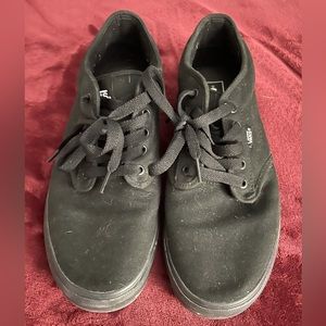 MENS Black Vans. Size 12. Lightly used.